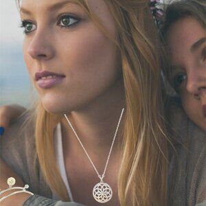 Avon Whimsical Pavé Motif Cubic Zirconia Floral Shaped Pendant Necklace